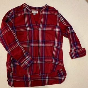 Hi low, collarless flannel